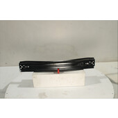 Traviesa paragolpes Tra.