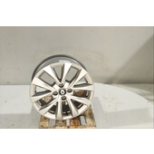 Llanta aluminio Tra. Izq.