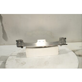 Traviesa paragolpes Del.