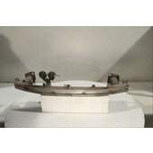 Traviesa paragolpes Del.