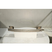 Traviesa paragolpes Tra.