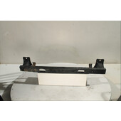 Traviesa paragolpes Tra.