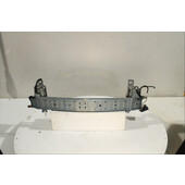 Traviesa paragolpes Del.