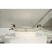 Traviesa paragolpes Del.