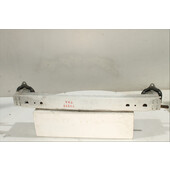 Traviesa paragolpes Tra.