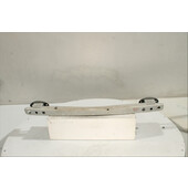 Traviesa paragolpes Tra.