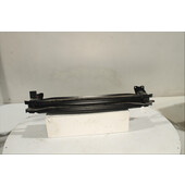 Traviesa paragolpes Tra.