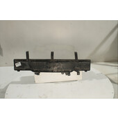 Traviesa paragolpes Tra.