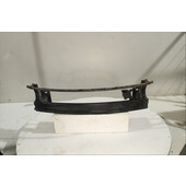 Traviesa paragolpes Del.