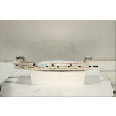 Traviesa paragolpes Tra.