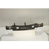 Traviesa paragolpes Tra.