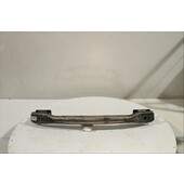 Traviesa paragolpes Tra.