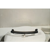 Traviesa paragolpes Del.