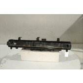 Traviesa paragolpes Tra.