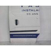 Puerta lateral Izq.