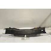 Traviesa paragolpes Tra.