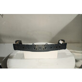 Traviesa paragolpes Del.