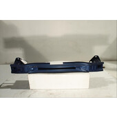 Traviesa paragolpes Tra.