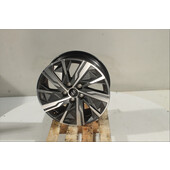 Llanta aluminio Tra. Izq.