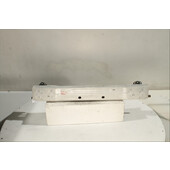 Traviesa paragolpes Tra.