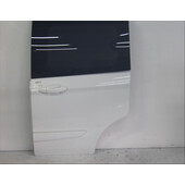 Puerta lateral Izq.