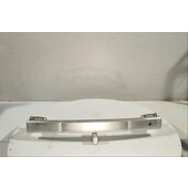 Traviesa paragolpes Tra.