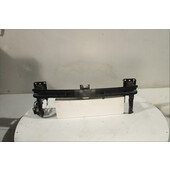 Traviesa paragolpes Del.