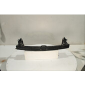 Traviesa paragolpes Del.