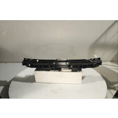 Traviesa paragolpes Del.