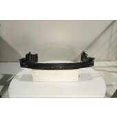 Traviesa paragolpes Del.