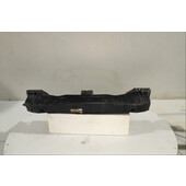 Traviesa paragolpes Tra.