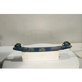 Traviesa paragolpes Tra.