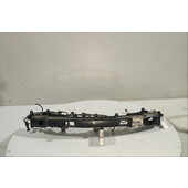 Traviesa paragolpes Tra.