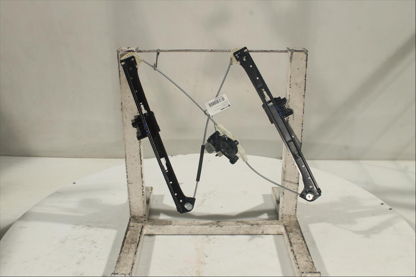 1 Porsche Macan'18 ( 95B-2 Desde 05/18 ) 95B837461B